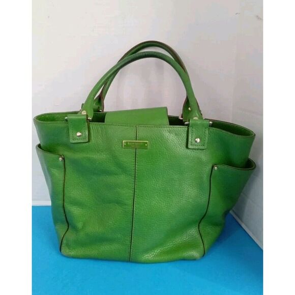 Vibrant Green Leather Tote Bag with Side Pocket Gold Hardware Structured Handbag - Picture 1 of 7